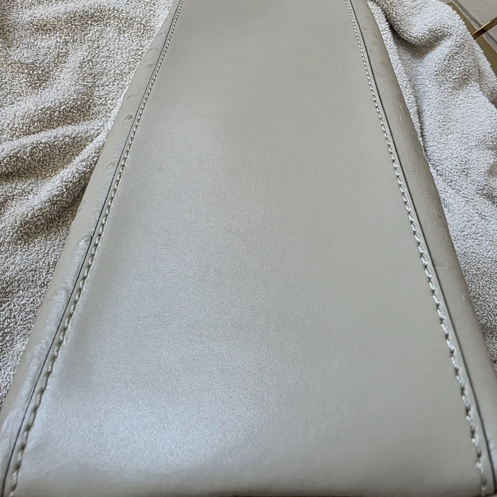 Kate Spade A La Vita Ostrich Leena - Cityscape